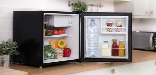 Bompani 64 Liters Single Door Mini Refrigerator, Defrost Fridge Freezer With Smart Sensor & Humidity Control Black Model-BR64B -1 Year Full & 5 Year Compressor Warranty - Image 4