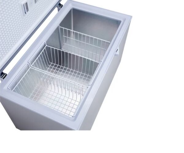 LG Chest Freezer 415 liters With Wire Basket Led Lighting Fast Freezing Model GCS415GQFG - Image 4